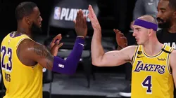 LeBron James y Alex Caruso