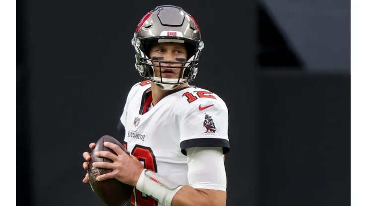 Tom Brady firmó con Tampa Bay en 2020