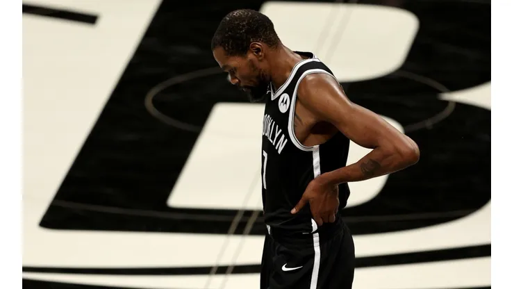 Durant, exhausto luego del partido.