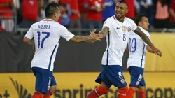 Gary Medel y Arturo Vidal, en problemas.