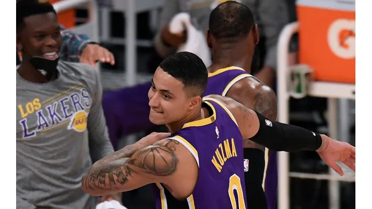 Kyle Kuzma y LeBron James