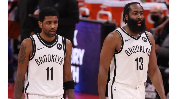 Kyrie Irving y James Harden