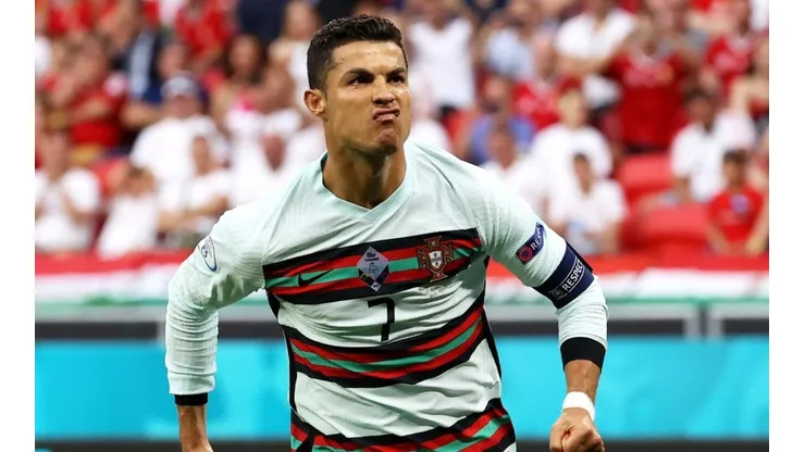 Cristiano Ronaldo celebrando un gol con Portugal.