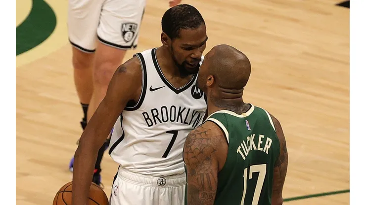 Kevin Durant y P.J. Tucker