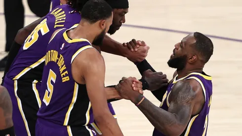 Talen Horton-Tucker y LeBron James