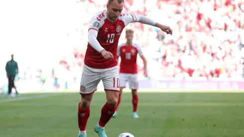 Christian Eriksen durante un encuentro con Dinamarca.