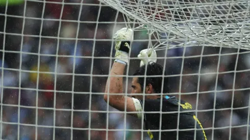 Gianluigi Buffon durante un encuentro con Juventus.
