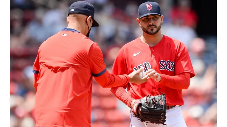 Alex Cora y Martín Pérez en Toronto Blue Jays
