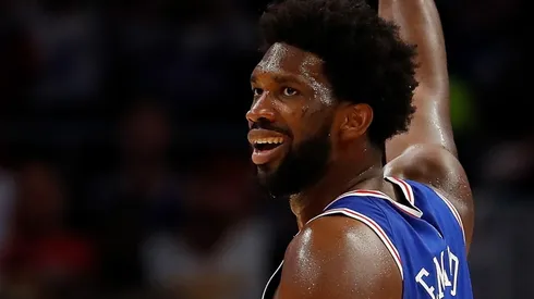Joel Embiid volvió a ser la figura ofensiva de Philadelphia (Getty Images)