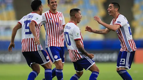 Los jugadores de Paraguay festejando un gol en Copa América. (Foto: Getty).