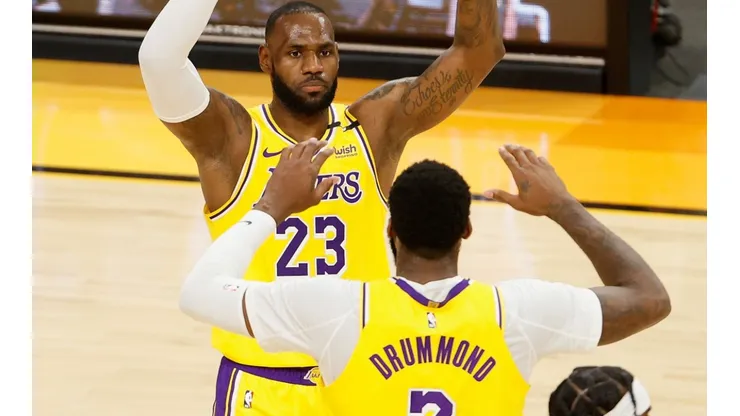 LeBron James y Andre Drummond