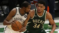 Kevin Durant y Giannis Antetokounmpo
