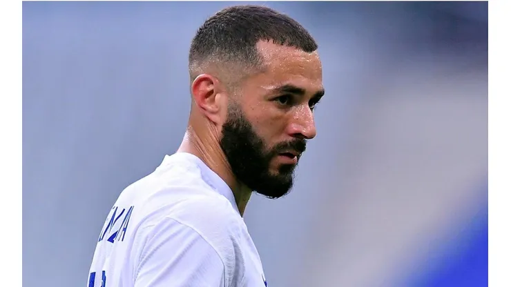 Karim Benzema durante un encuentro con Francia.
