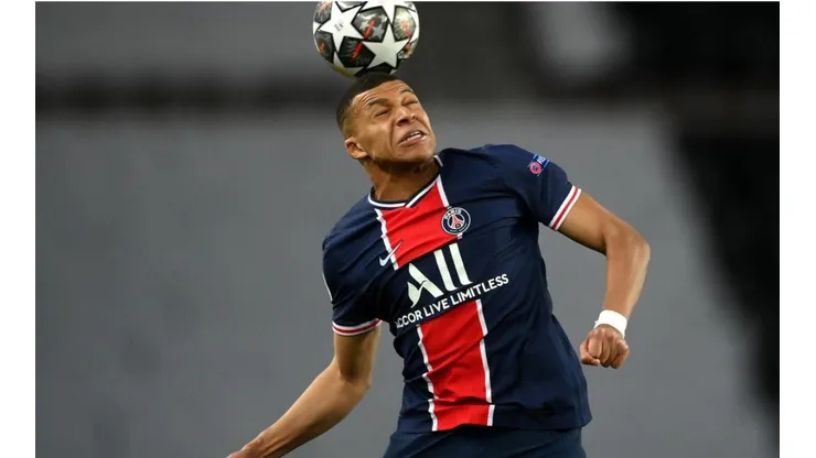Kylian Mbappé durante un encuentro con PSG.