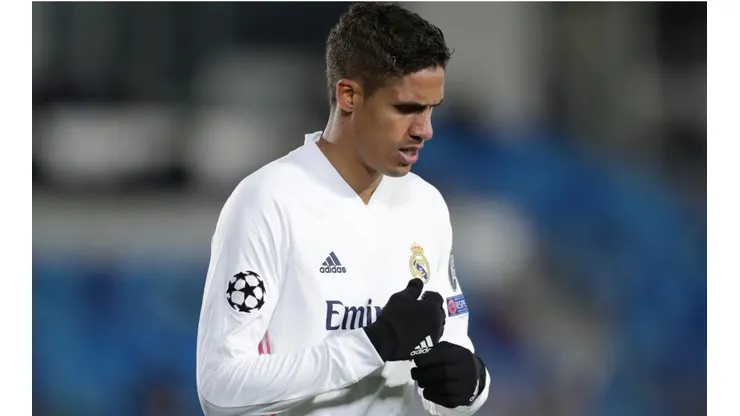 Raphael Varane durante un encuentro con Real Madrid.