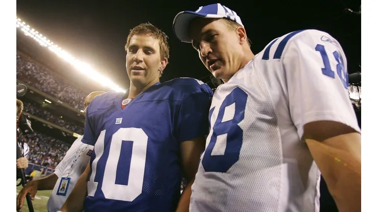 Los hermanos Peyton y Eli Manning.
