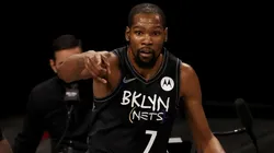Kevin Durant anotó 29 puntos ante los Bucks (Getty Images)
