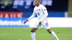 Kylian Mbappé durante un encuentro con Francia.