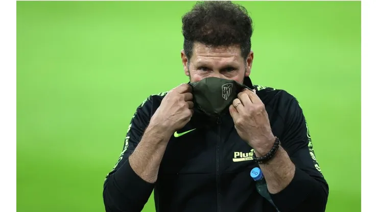 Diego Simeone durante un entrenamiento con Atlético de Madrid.
