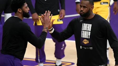 Anthony Davis y LeBron James comandarán el futuro de los Lakers