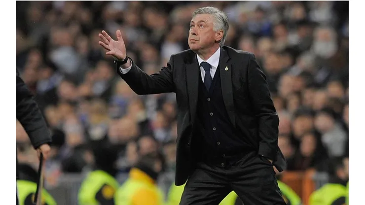 Carlo Ancelotti durante un encuentro con Real Madrid.