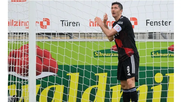 Robert Lewandowski durante un encuentro con Bayern.