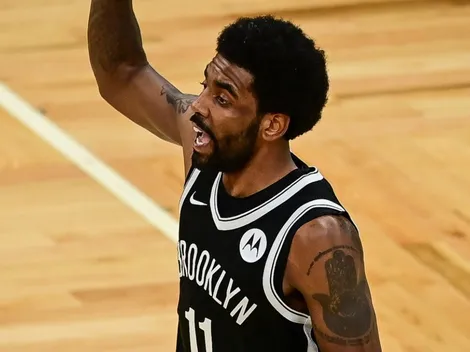 Kyrie Irving pisoteó el logo de los Celtics antes que le lanzaran una botella