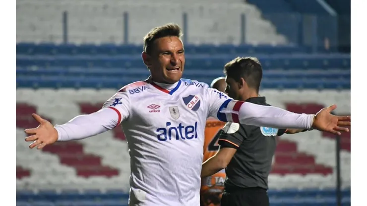 El festejo de Gonzalo Bergessio.