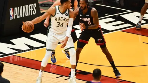 Giannis Antetokounmpo y Trevor Ariza