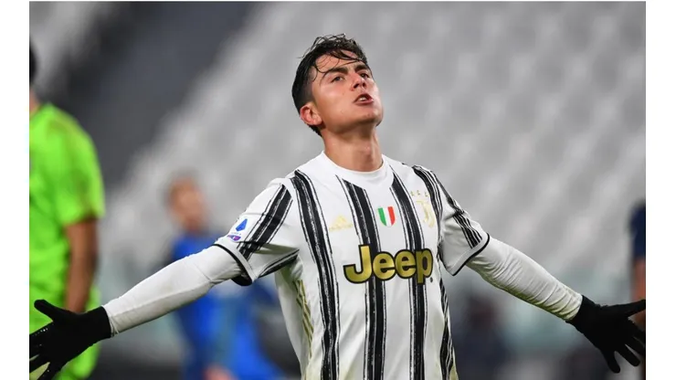 Paulo Dybala durante un encuentro con Juventus.