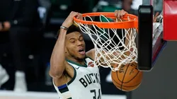 Giannis Antetokounmpo completó un doble-doble (Getty Images)