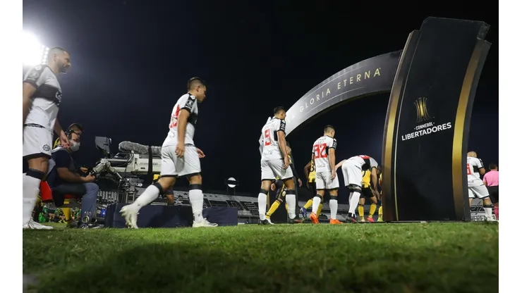 ¡Olimpia a octavos de la Libertadores! Le ganó 6-2 a Táchira y clasificó