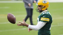 Aaron Rodgers no se encuentra en los entrenamientos voluntarios en Green Bay. (Foto: Getty)