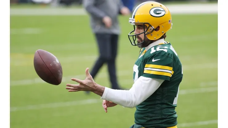 Aaron Rodgers no se encuentra en los entrenamientos voluntarios en Green Bay. (Foto: Getty)