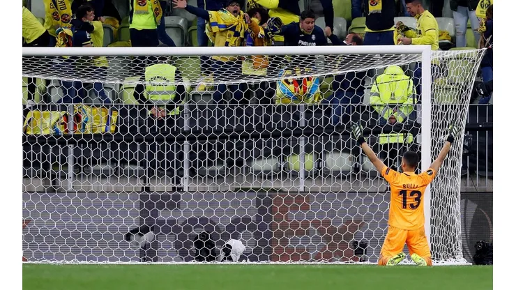 Rulli, la gran figura de la final de la Europa League. (Getty Images)