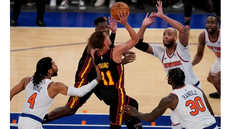 Trae Young ante New York Knicks