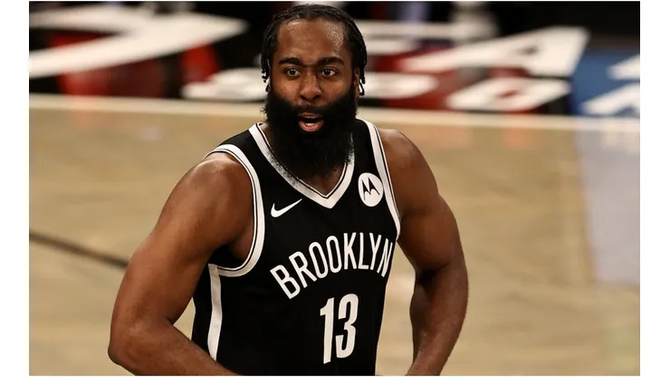 James Harden aportó 20 puntos y siete asistencias para los Nets (Getty Images)