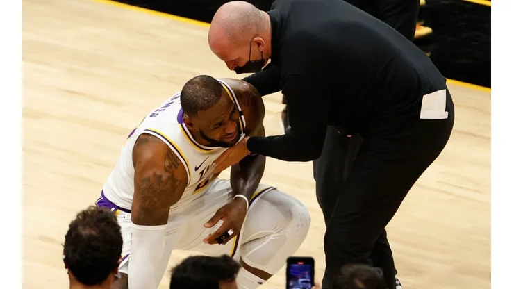 LeBron James vs. Phoenix Suns