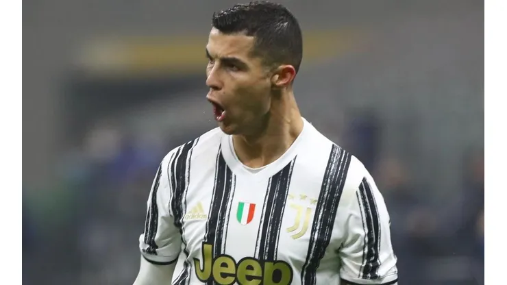 Cristiano Ronaldo celebrando uno de sus goles con Juventus.