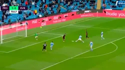 Video: Agüero se paseó a la defensa del Everton y marcó un gol histórico