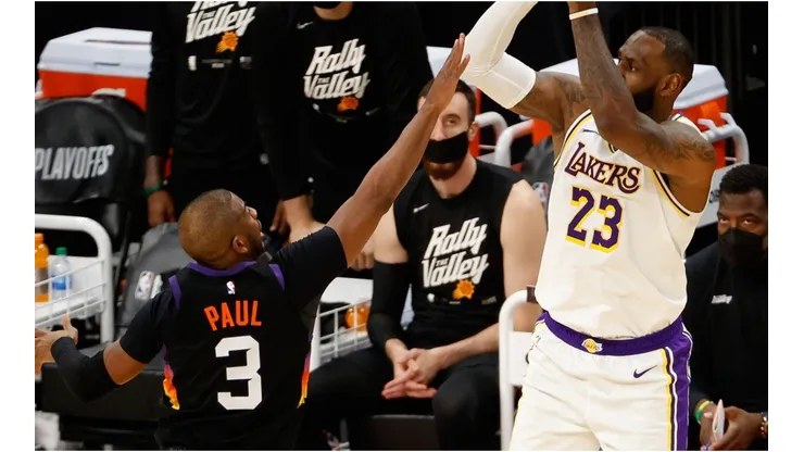 Chris Paul y LeBron James (Foto: Getty)