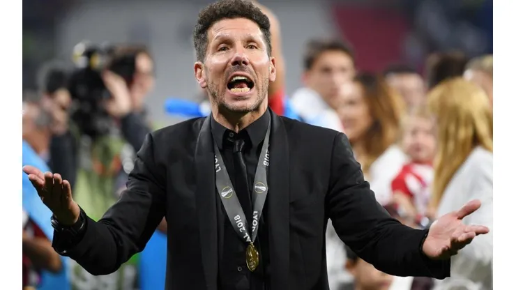 Diego Simeone celebrando uno de sus títulos con Atlético de Madrid.
