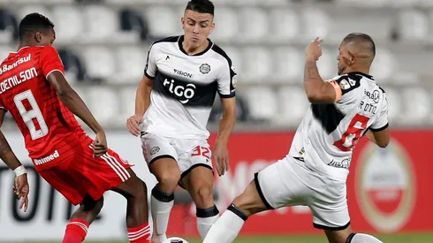 Olimpia volvió a perder frente a Internacional de Porto Alegre.