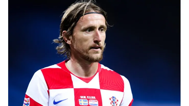 Luka Modric durante un encuentro con Croacia.