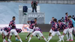 Jugadores del Real Madrid durante un calentamiento.