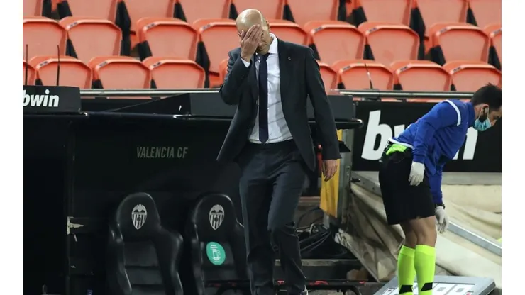 Zinedine Zidane durante un encuentro de LaLiga.