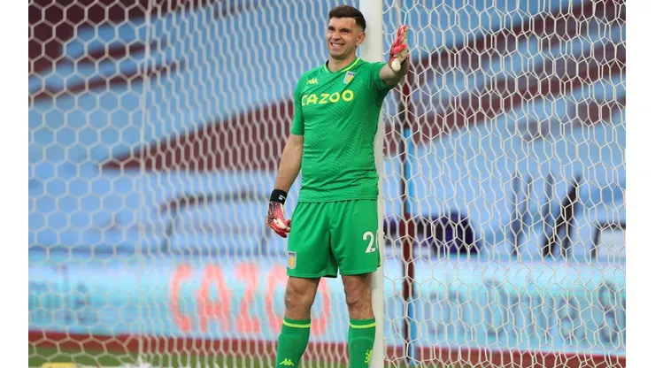 Emiliano Martínez, uno de los arqueros más destacados de la Premier League