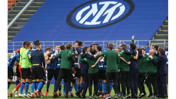 Jugadores del Inter celebrando el título de Serie A.