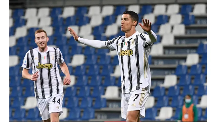 Cristiano anotó el 2 a 0 parcial de Juventus vs. Sassuolo y alcanzó el centenar de tantos en el club.