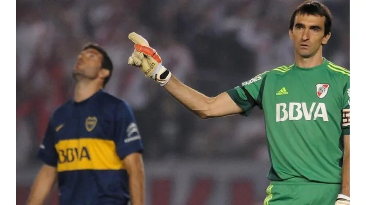 Los de River estallaron: Barovero atajó un penal en España y es muy parecido al de Gigliotti